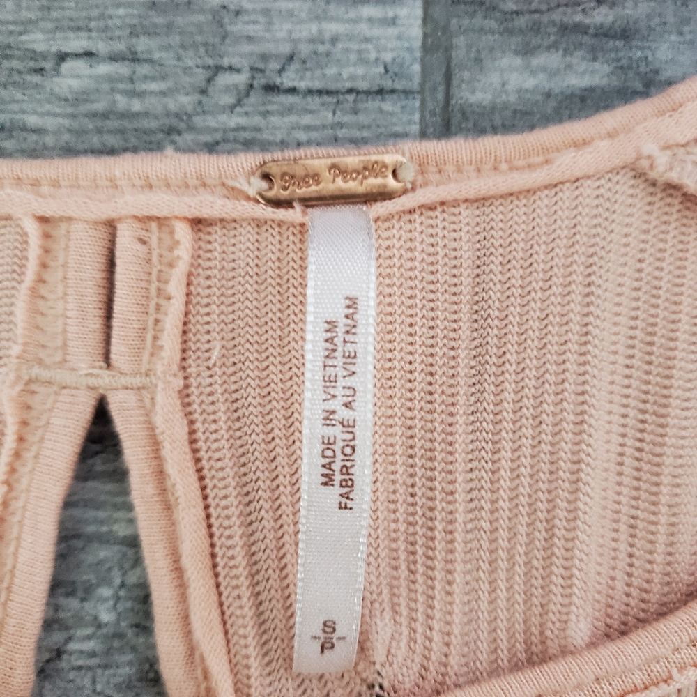 Free people Knit top with sheer crochet detail sz s - Picture 10 of 11